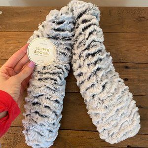 NWT Faux Fur Slipper Booties